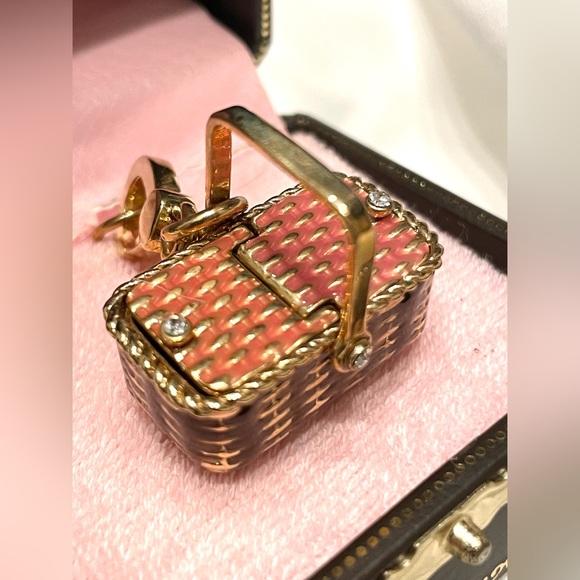NWT Vintage JUICY COUTURE PINK PICNIC RHINESTONE BASKET Gold Charm - Picture 4 of 6